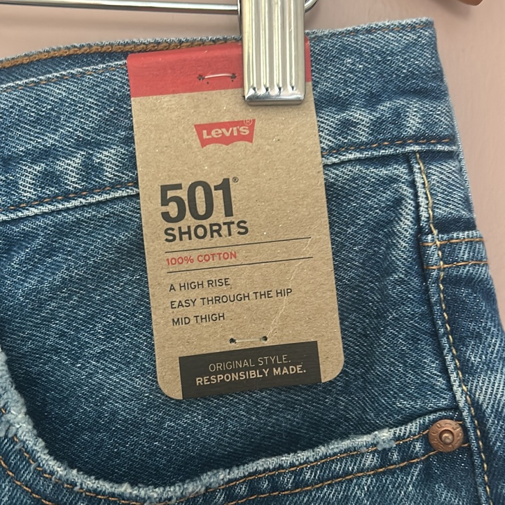 Levi’s 501s Distressed Highrise Denim Jean Non stretch Button Fly Short Size 31 - Picture 5 of 11